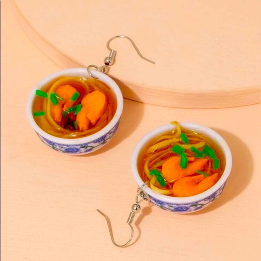 Pho 🍜 bowl earrings! - Picture 3 of 9